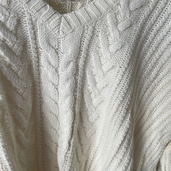 Eddie Bauer Cable Knit Ivory V-Neck Sweater - XL - Picture 4 of 8